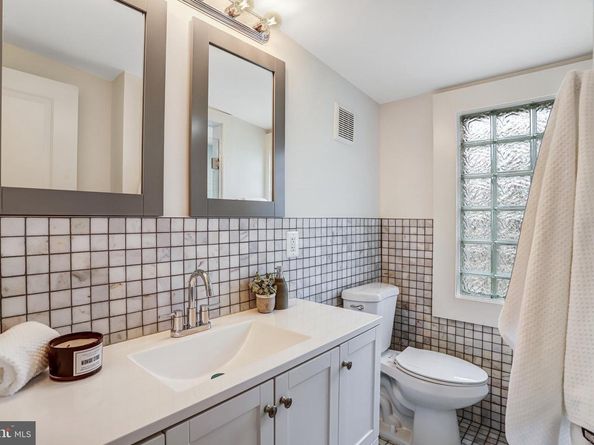 12 Nicholson Street NW, Washington DC 20011