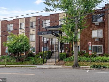 3000 7TH Street NE