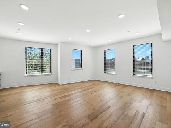 1801 Fairmount Avenue 302, Philadelphia PA 19130