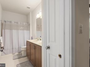 23 Oxford Drive, Ivyland PA 18974