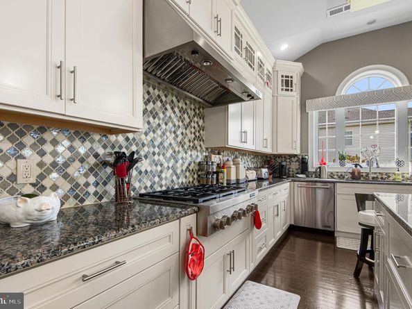 23 Oxford Drive, Ivyland PA 18974