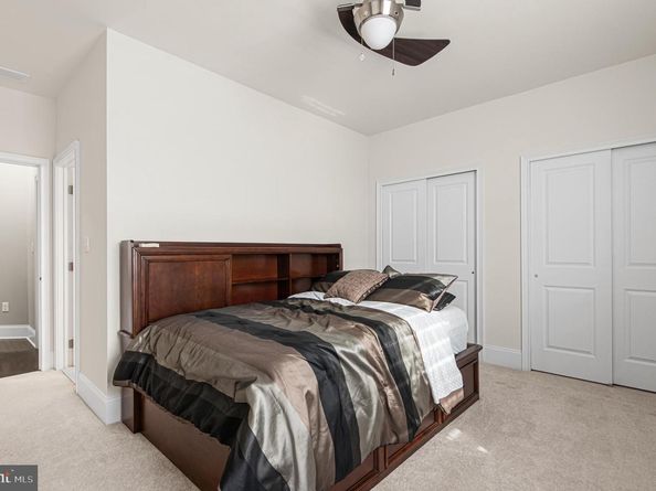 23 Oxford Drive, Ivyland PA 18974
