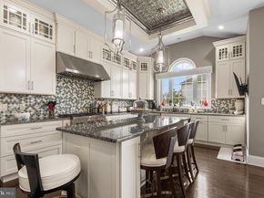 23 Oxford Drive, Ivyland PA 18974