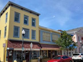 904 Locust Street, Herndon VA 20170