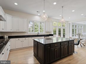 904 Locust Street, Herndon VA 20170