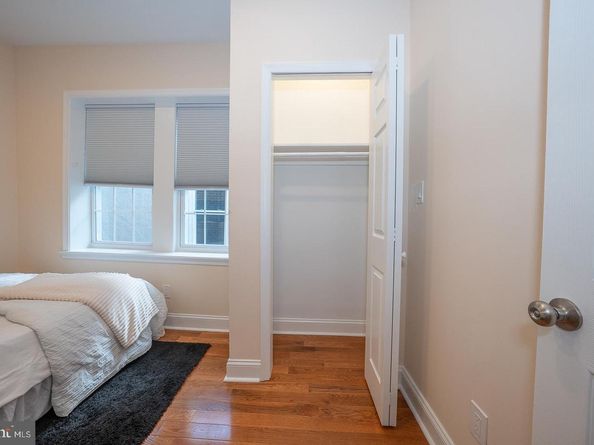 5246 Ridge Avenue, Philadelphia PA 19128
