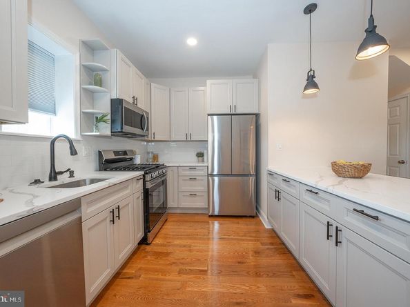 5246 Ridge Avenue, Philadelphia PA 19128