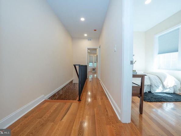 5246 Ridge Avenue, Philadelphia PA 19128