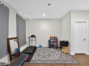 36 Jessop Lane, Hatboro PA 19040