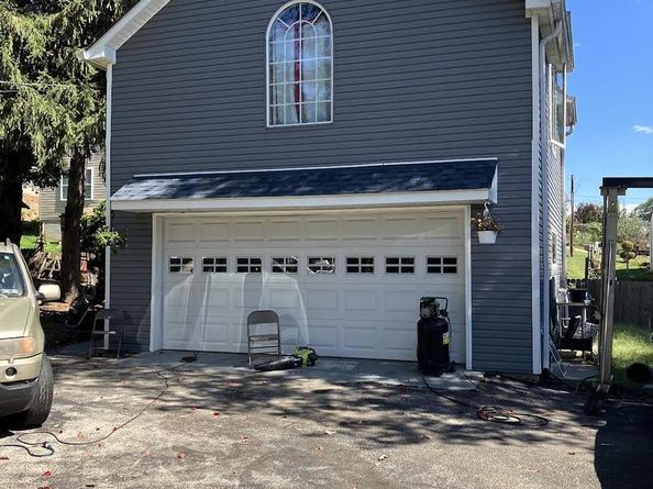 15 Oakland Road, Broomall PA 19008