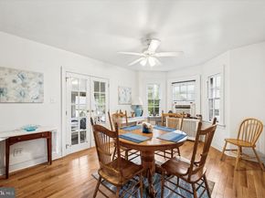 15 Oakland Road, Broomall PA 19008