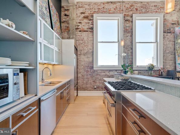 1228 Arch Street 8A, Philadelphia PA 19107