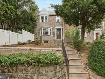 251 Stoneway Lane