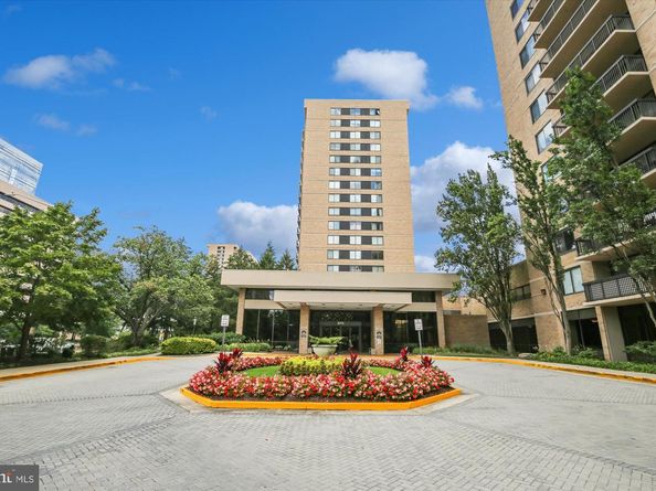 3709 South George Mason Drive 114, Falls Church VA 22041