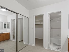 3709 South George Mason Drive 114, Falls Church VA 22041