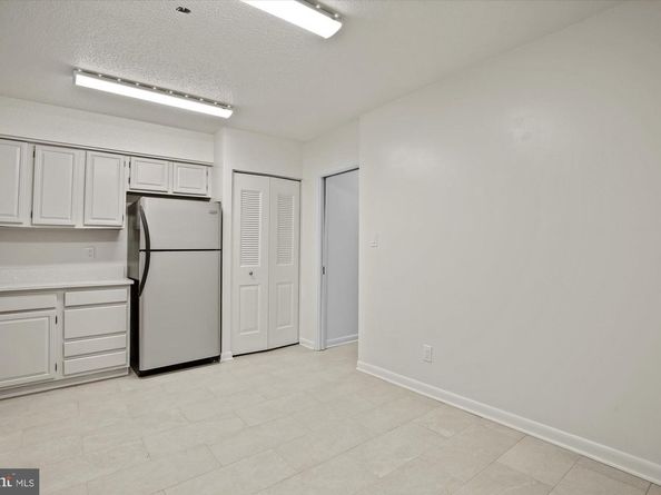 3709 South George Mason Drive 114, Falls Church VA 22041