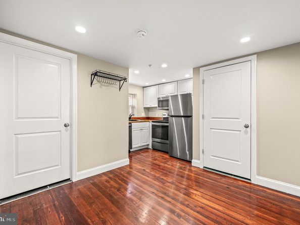 978 N Lawrence Street, Philadelphia PA 19123
