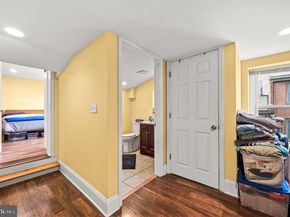 978 N Lawrence Street, Philadelphia PA 19123