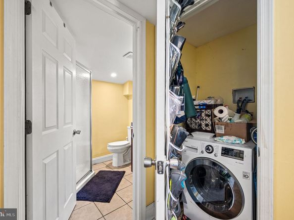 978 N Lawrence Street, Philadelphia PA 19123