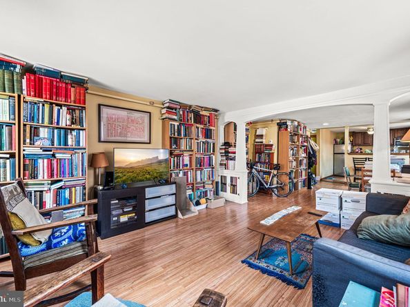 978 N Lawrence Street, Philadelphia PA 19123