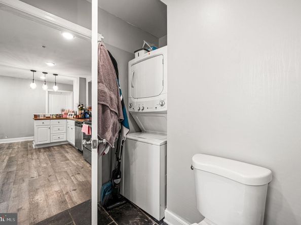 978 N Lawrence Street, Philadelphia PA 19123
