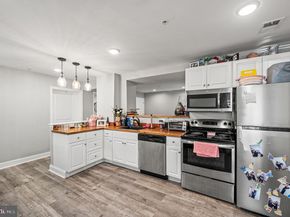978 N Lawrence Street, Philadelphia PA 19123