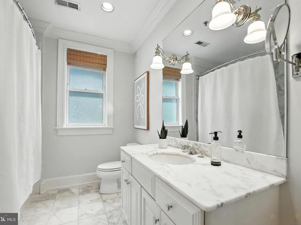1882 Columbia Road NW 101, Washington DC 20009