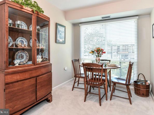 210 Park Terrace Court SE 62, Vienna VA 22180