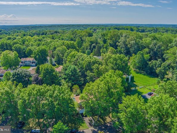 4080 Holly Way, Doylestown PA 18902