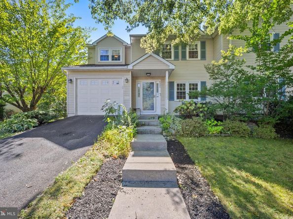4080 Holly Way, Doylestown PA 18902