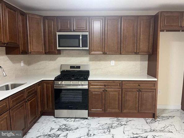 6210 N Fairhill Street, Philadelphia PA 19126