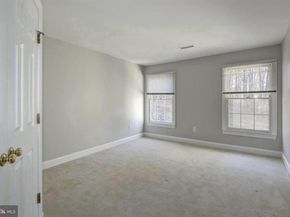 2082 Hunters Crest Way, Vienna VA 22181