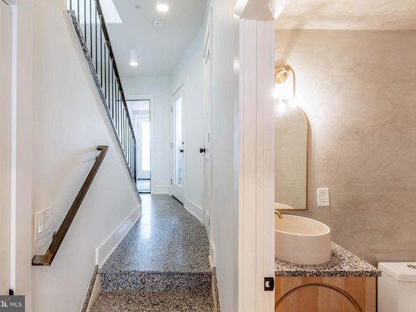 1714 Montrose Street 4, Philadelphia PA 19146