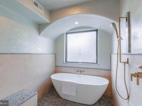 1714 Montrose Street 4, Philadelphia PA 19146