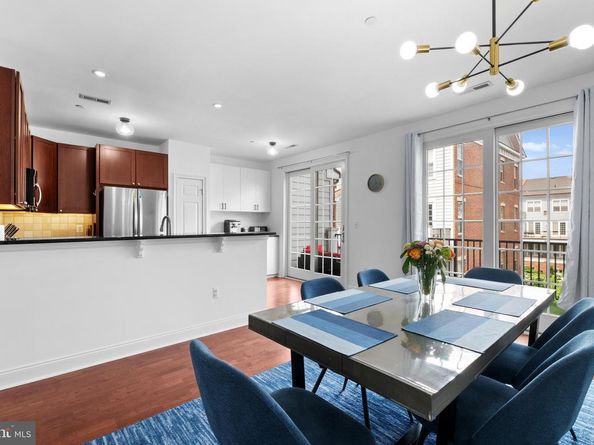 303 Surgeon Generals Court, Philadelphia PA 19146