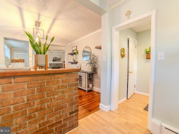 224 Ballymore Road, Springfield PA 19064