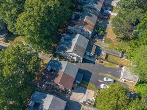 224 Ballymore Road, Springfield PA 19064