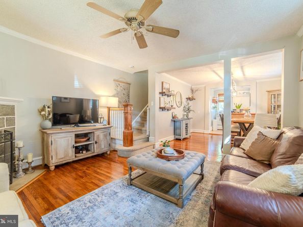 224 Ballymore Road, Springfield PA 19064