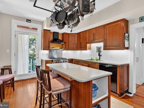 2100 Mount Vernon Avenue, Alexandria VA 22301