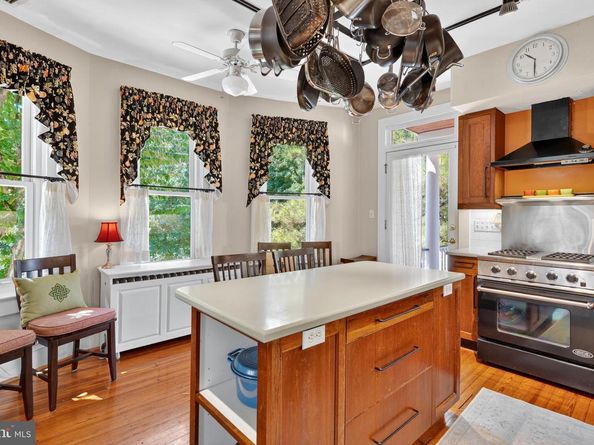 2100 Mount Vernon Avenue, Alexandria VA 22301