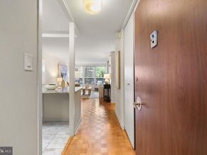 224 W Rittenhouse Square 217, Philadelphia PA 19103