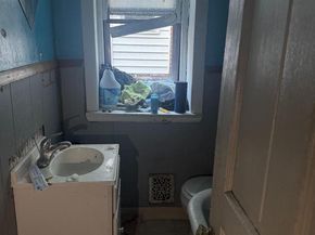 2533 N Marston Street, Philadelphia PA 19132