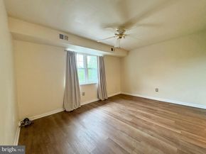 826 South Ave R8, Secane PA 19018