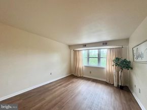 826 South Ave R8, Secane PA 19018