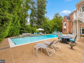 1200 Hunters Grove Court, Mclean VA 22102