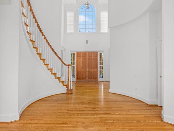 1200 Hunters Grove Court, Mclean VA 22102