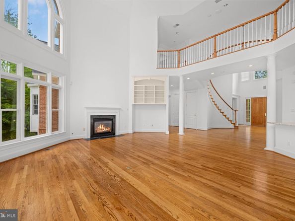 1200 Hunters Grove Court, Mclean VA 22102