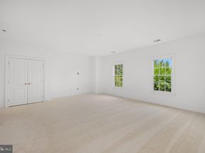 1200 Hunters Grove Court, Mclean VA 22102