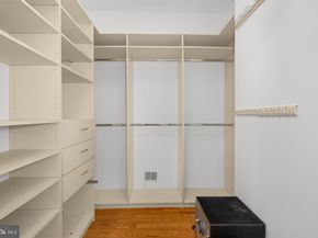 1200 Hunters Grove Court, Mclean VA 22102