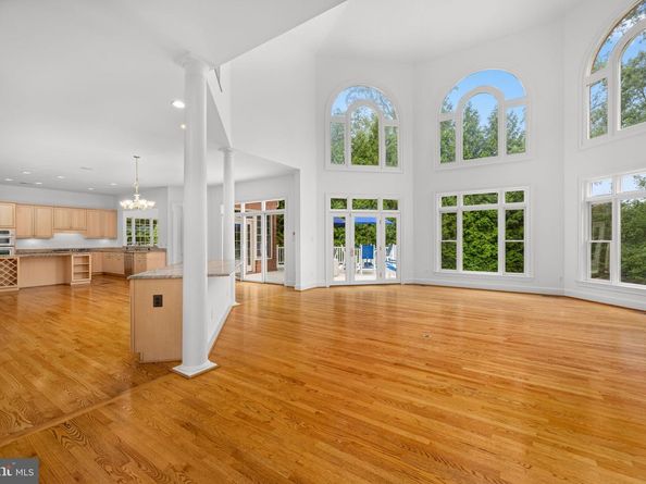 1200 Hunters Grove Court, Mclean VA 22102